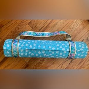 Lilly Pulitzer Yoga Mat and Carrying Strap Blue with White Spots